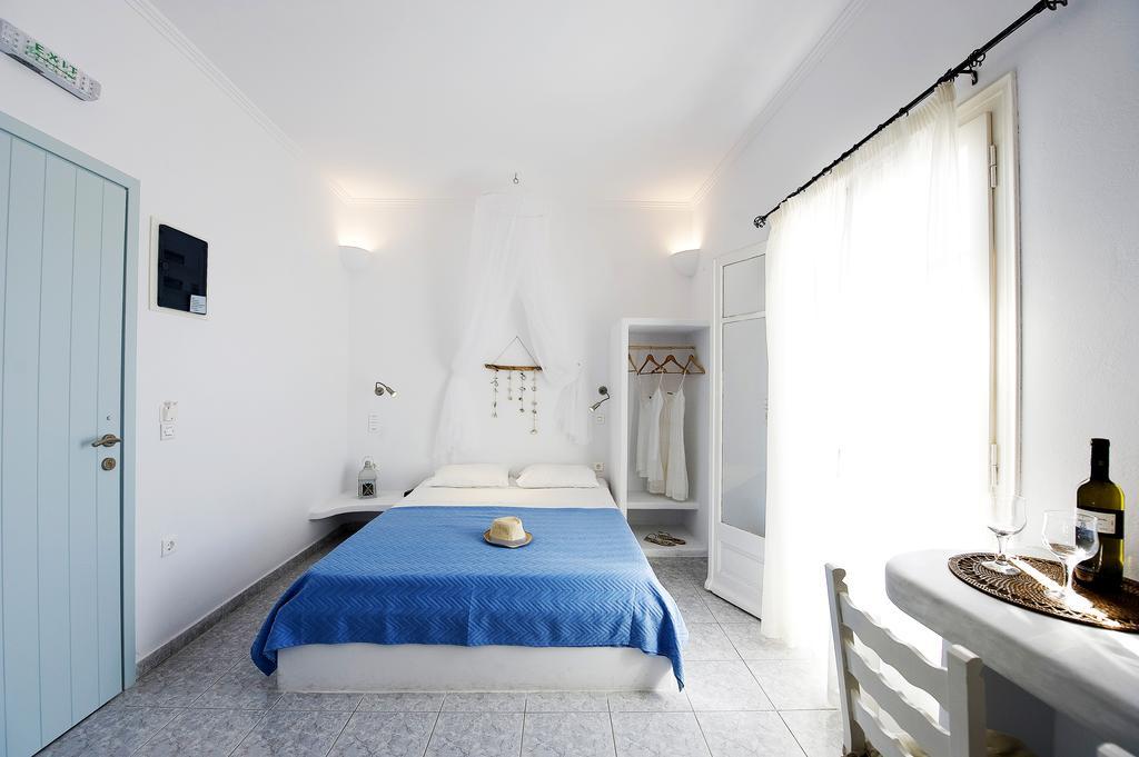 Venia'S Guesthouse Pollonia Luaran gambar
